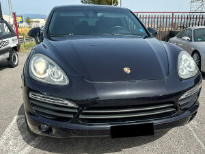 Porsche Cayenne S - 2011