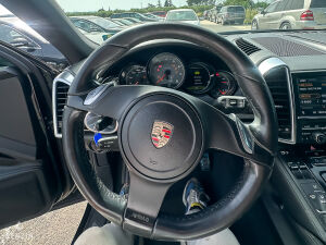 Porsche Cayenne S - 2011