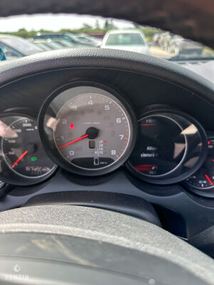 Porsche Cayenne S - 2011