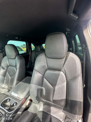 Porsche Cayenne S - 2011