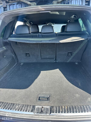 Porsche Cayenne S - 2011