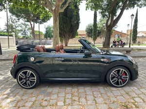 Mini Cooper S JCW Cabriolet Manual - 2017