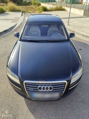 Audi A8 D3 W12 - 2005