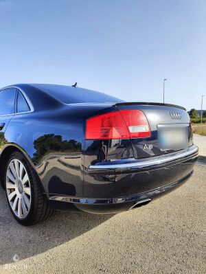 Audi A8 D3 W12 - 2005