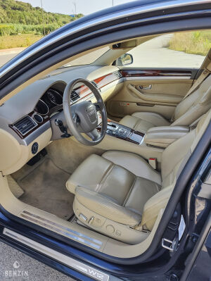 Audi A8 D3 W12 - 2005