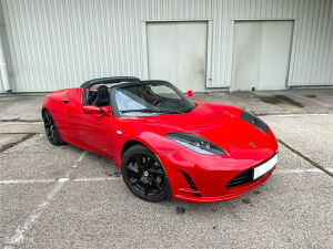 Tesla Roadster - 2011