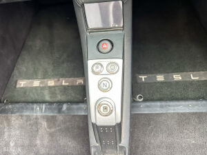 Tesla Roadster - 2011