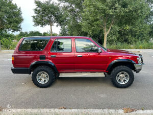 Toyota 4Runner V6 - 1990