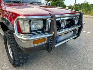Toyota 4Runner V6 - 1990