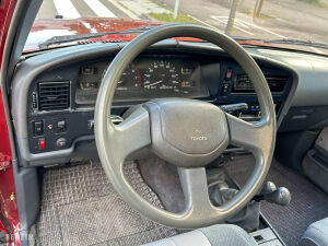 Toyota 4Runner V6 - 1990