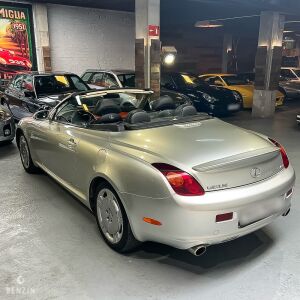 Lexus SC430 5-speed - 2004
