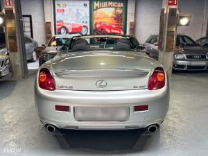 Lexus SC430 5-speed - 2004