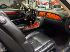 Lexus SC430 5-speed - 2004