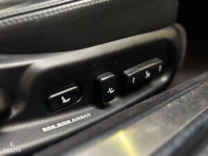 Lexus SC430 5-speed - 2004