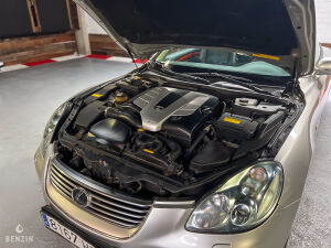 Lexus SC430 5-speed - 2004