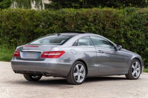 Mercedes-Benz E350 CGI - 2009