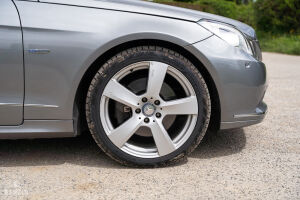 Mercedes-Benz E350 CGI - 2009
