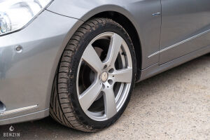 Mercedes-Benz E350 CGI - 2009