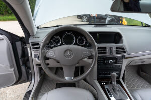 Mercedes-Benz E350 CGI - 2009