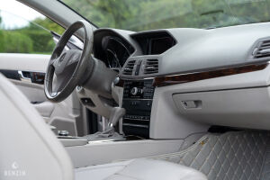 Mercedes-Benz E350 CGI - 2009