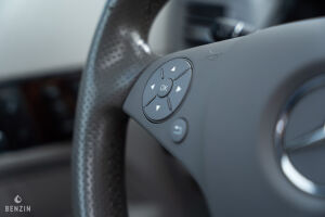 Mercedes-Benz E350 CGI - 2009