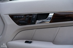 Mercedes-Benz E350 CGI - 2009