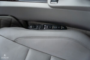 Mercedes-Benz E350 CGI - 2009