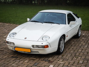Porsche 928 S4 - 1987