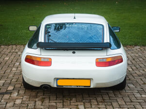 Porsche 928 S4 - 1987