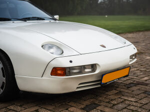 Porsche 928 S4 - 1987