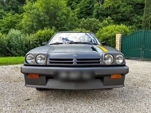 Opel Manta B - 1984