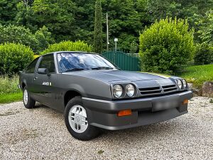 Opel Manta B - 1984