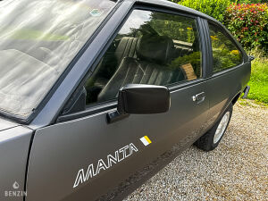 Opel Manta B - 1984