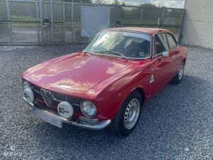 Alfa Romeo Giulia 1600 GT Junior - 1974