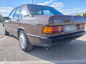 Mercedes-Benz 190e - 1985