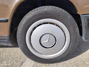 Mercedes-Benz 190e - 1985