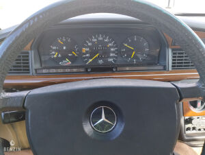 Mercedes-Benz 190e - 1985