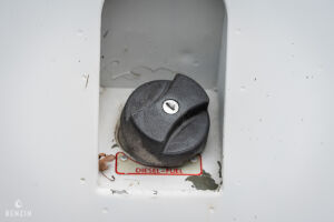 Land Rover 110 Tithonus ex-ONU - 1991