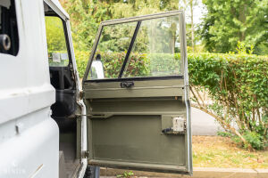 Land Rover 110 Tithonus ex-ONU - 1991