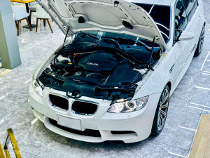 BMW M3 e90 LCI - 2010
