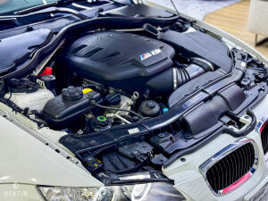 BMW M3 e90 LCI - 2010