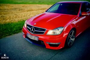 Mercedes-Benz C63 AMG - 2012