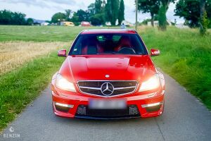 Mercedes-Benz C63 AMG - 2012