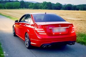 Mercedes-Benz C63 AMG - 2012