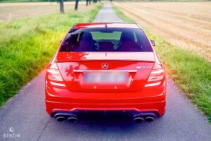 Mercedes-Benz C63 AMG - 2012