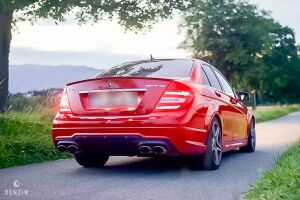 Mercedes-Benz C63 AMG - 2012