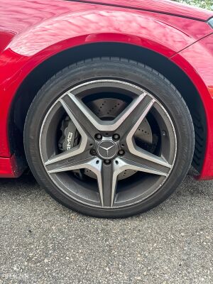 Mercedes-Benz C63 AMG - 2012