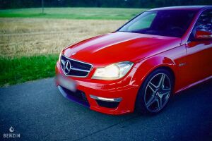 Mercedes-Benz C63 AMG - 2012