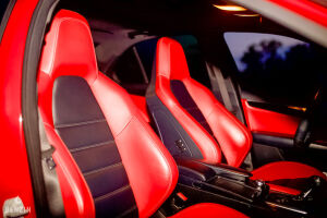 Mercedes-Benz C63 AMG - 2012