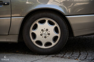 Mercedes-Benz 300 SL 24 R129 - 1992